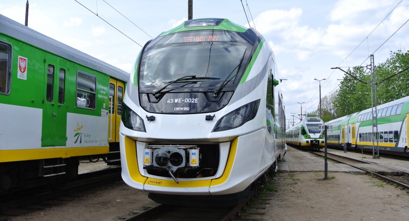 Koleje Mazowieckie z ofertą dla firm