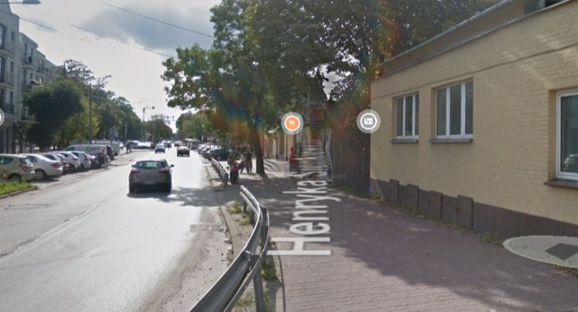 Nieczynny Punkt Obsługi Mieszkańców przy ul. Sienkiewicza 2