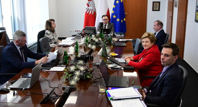 Mazowieccy radni przyjrzą się realizacji budowy CPK