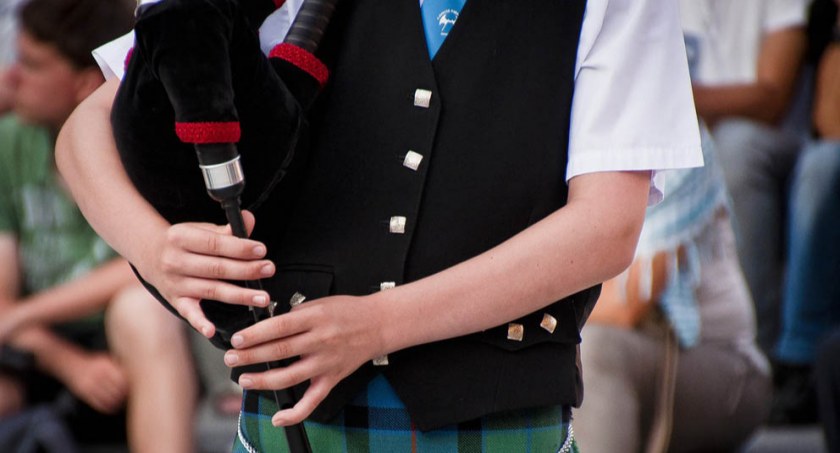 Kulturalny Piątek w Pruszkowie w rytmie szkockiej muzyki PIPES & DRUMS