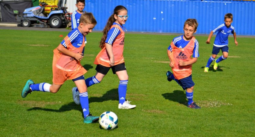Futbol przeciwko wojnie. Piłkarska pomoc dla młodych sportowców z Ukrainy