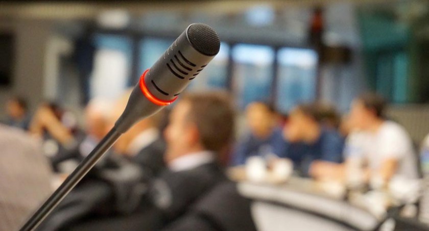 Zaproszenie na posiedzenie Komisji Doraźnej ds. rozwiązywania kluczowych problemów komunikacyjnych