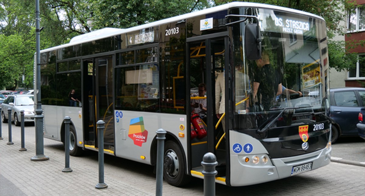 Zmiany w  pruszkowskiej komunikacji autobusowej od 4.09.2023 r.