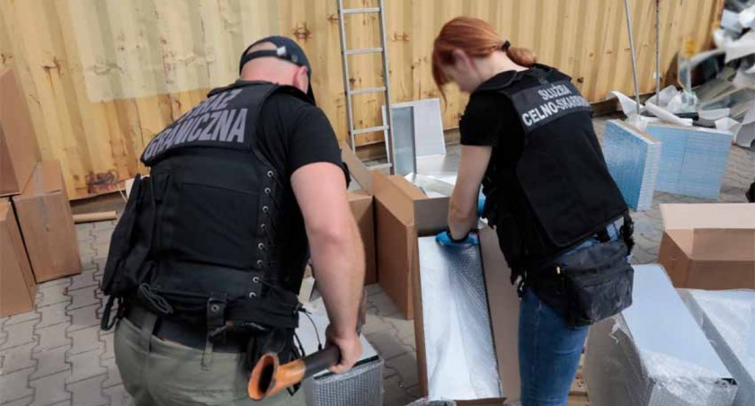 IAS w Warszawie - komunikat pt. KAS, CBŚP i SG rozbiły tytoniowy gang, zatrzymały 5 osób