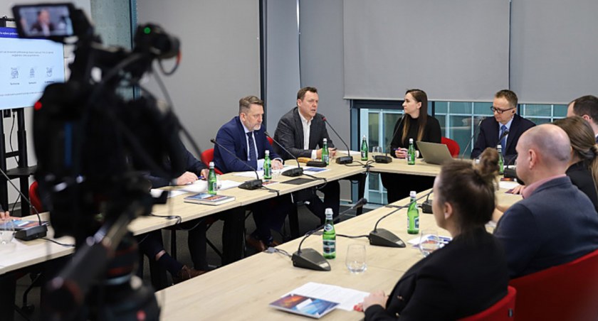 Prawdy, mity i pytania o CPK.  Spółka CPK zaprasza na kolejne spotkanie w formule online