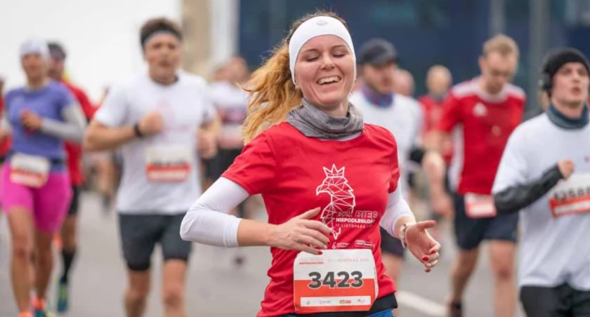 33. Biegu Niepodległości już niebawem. Medale, bieg wirtualny i już 11 tysięcy biegaczy na liście startowej!