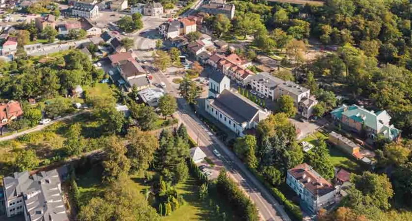 Brwinów: gmina dobra do życia