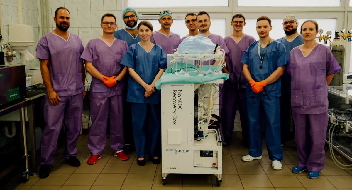NanOX Recovery Box przechodzi testy operacyjne nowego prototypu – kluczowy krok w rozwoju urządzenia, które może zrewolucjonizować transplantologię