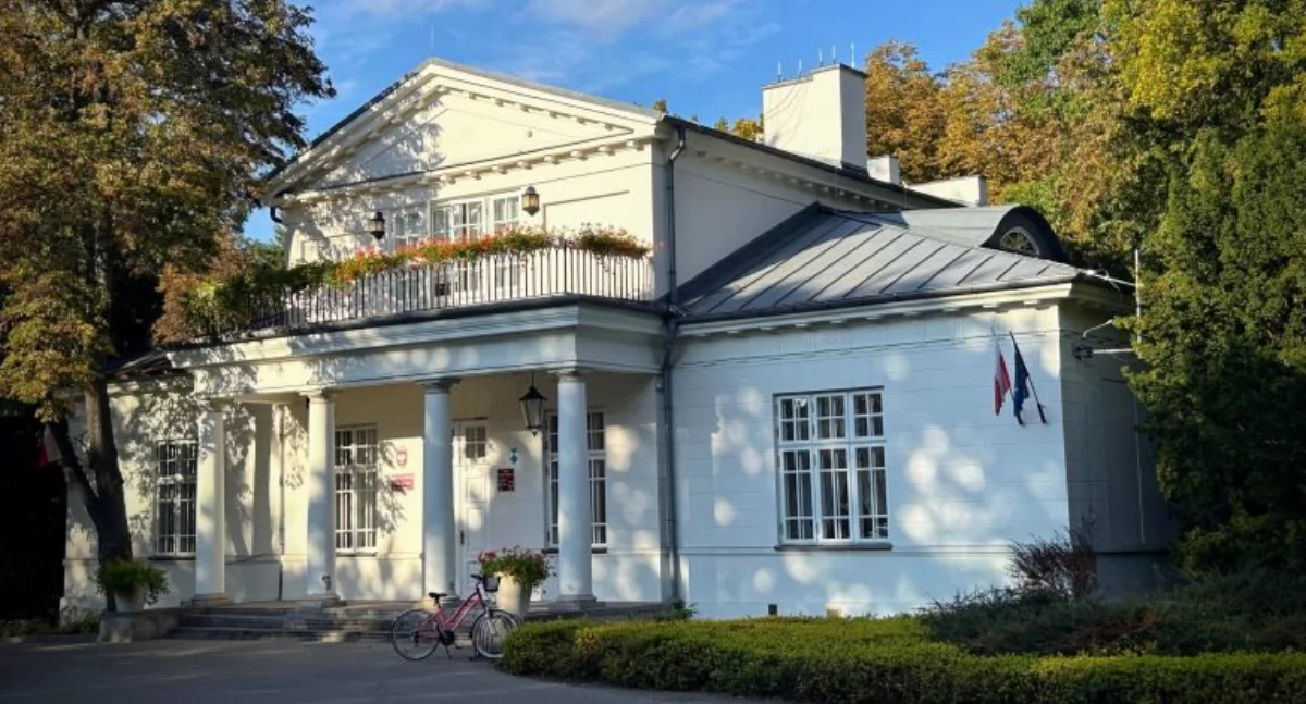 Niedziela z historią dworku Potulickich w Pruszkowie - otwarta Sala Ślubów