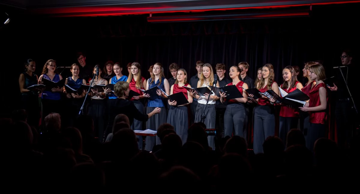 Musicalowe przeboje w wykonaniu młodych artystów na koncercie w gminie Michałowice