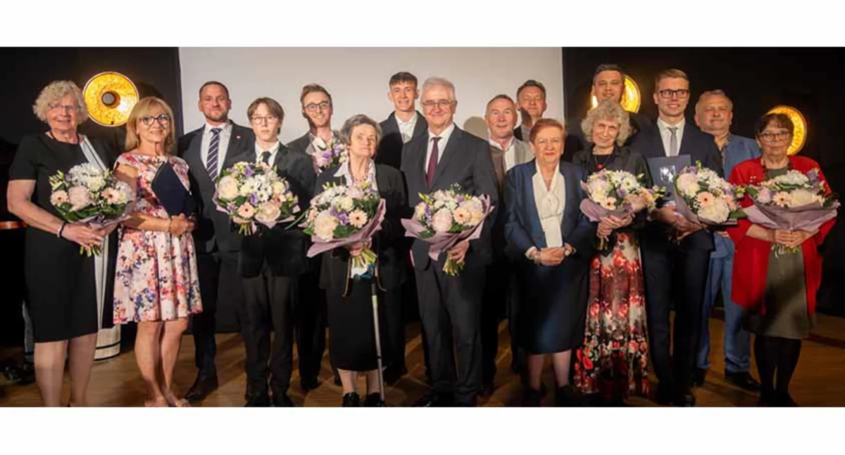 Gala „Zasłużony dla Powiatu Pruszkowskiego 2025” – święto lokalnej wspólnoty i wyjątkowych ludzi