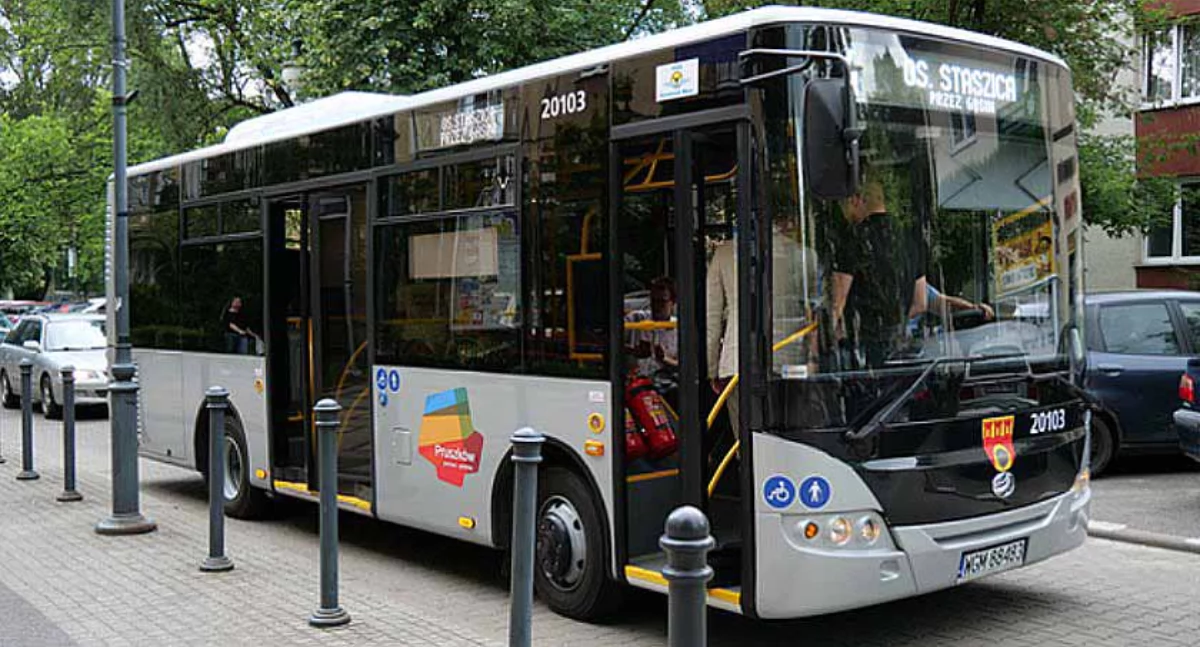 Powrót pruszkowskiej linii autobusowej nr 6 na stałą trasę