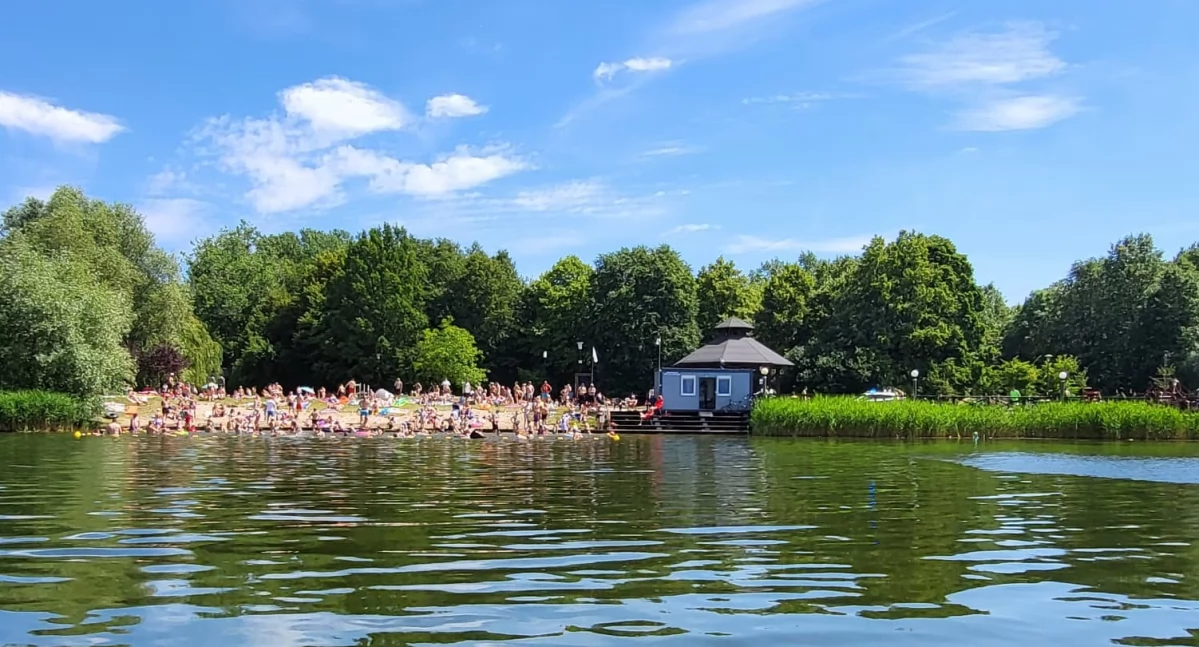 Znów można kąpać się w kąpielisku w żbikowskim Parku „Mazowsze”
