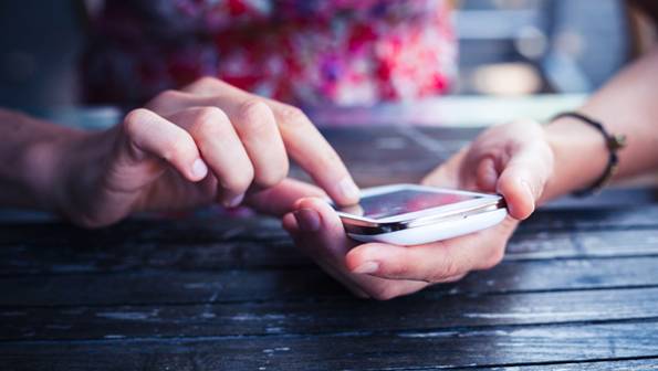Neutralność sieci i koniec opłat za roaming