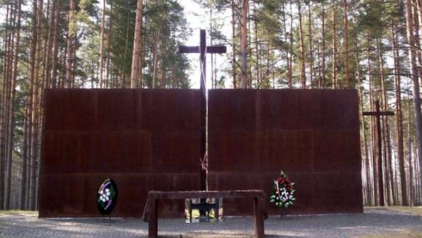 Uroczystość poświęcona oficerom Wojska Polskiego i Policji Państwowej zamordowanym w Katyniu i Twerz