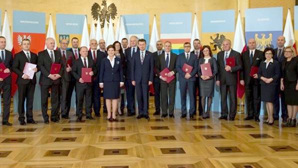 Premier Beata Szydło powołała 16. nowych wojewodów