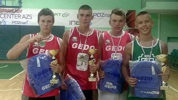 Pruszkowscy koszykarze Wicemistrzami Polski w koszykówce 3x3 w kategorii U18