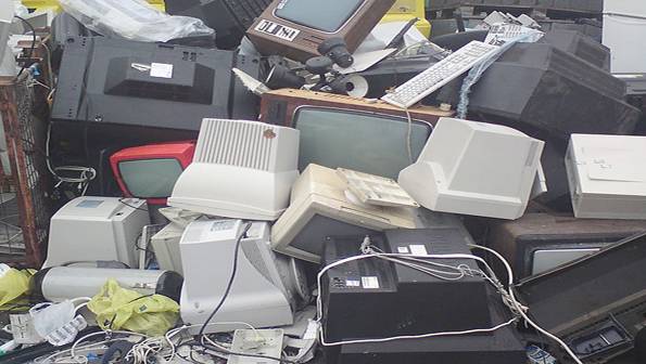 Bądź ekoaktywny i pozbądź się odpowiedzialnie elektrośmieci!