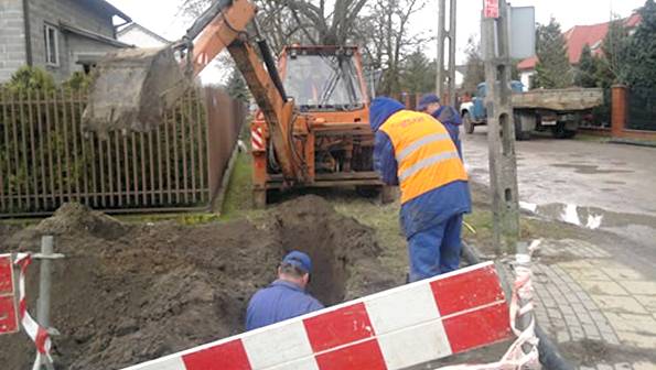 Budowa wodociągu i ciągu kanalizacji w ul. Kolejowej w Pruszkowie 