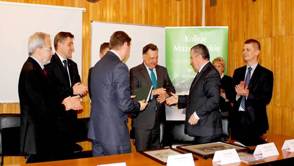 Umowa na kompleksową modernizację 27 EZT Kolei Mazowieckich podpisana