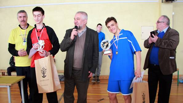  Turniej Mazovia Cup - złoto i srebro dla gimnazjalistów z Michałowic 