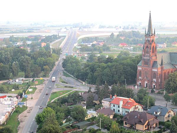 Płace w miastach powiatowych do 75000 mieszkańców