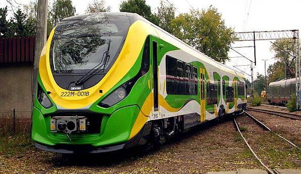 Nowoczesny autobus szynowy firmy Newag S.A. dołączył do parku taborowego Kolei Mazowieckich