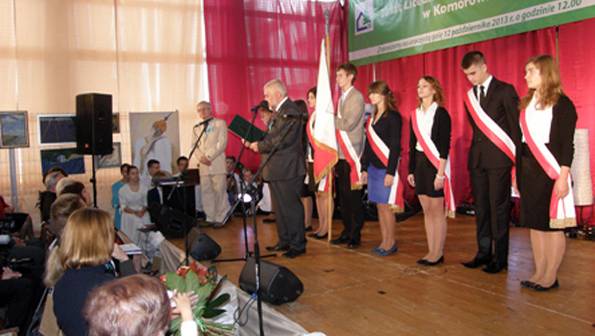 Uroczysta gala z okazji jubileuszu 90-lecia Szkoły Podstawowej i 20-lecia Liceum w Komorowie