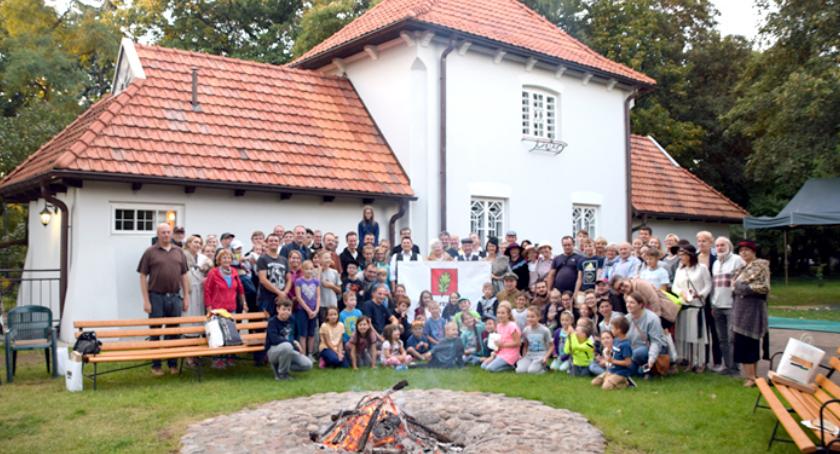 Stowarzyszenie Projekt Brwinów - Spacer śladami „Ludzi wolności”
