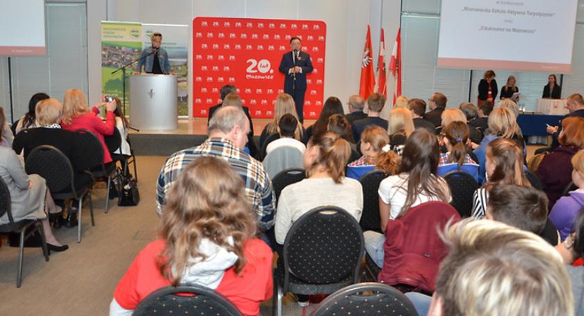 Nagroda dla szkoły i nauczycieli w Nowej Wsi