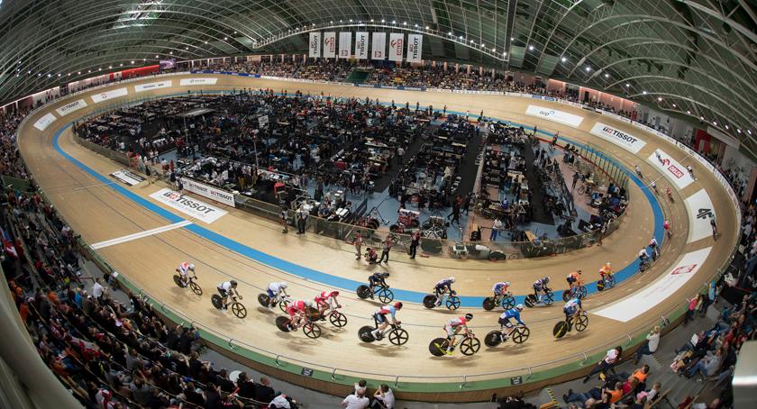 452 zawodników z 49 krajów, blisko 700 rowerów, ponad 2000 kół