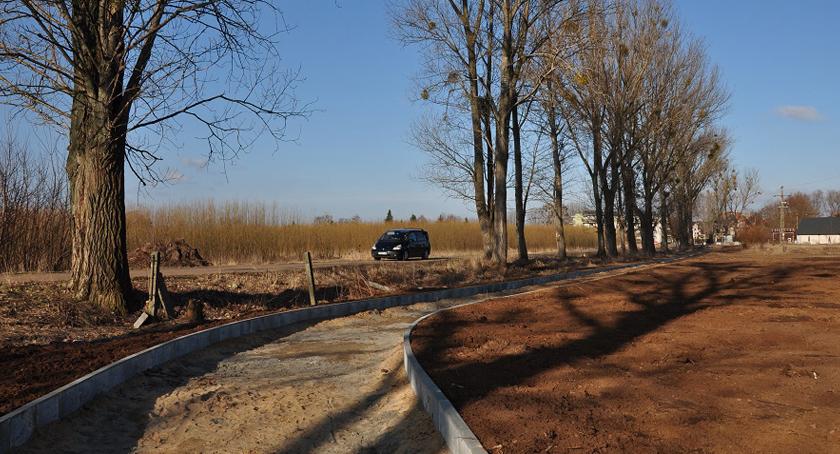 Budowa kolejnych ścieżek rowerowych w gminie Brwinów