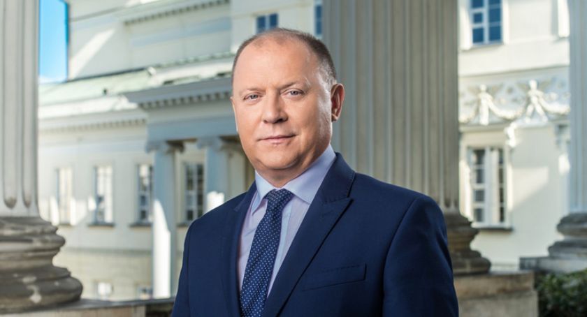 Polityka społeczna i programy rządowe – raport Wojewody
