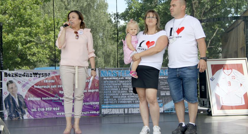 Piknik Rodzinny w Pruszkowie - Pierwszy krok Leny