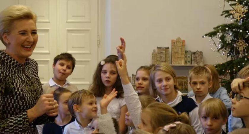 Z wizytą u Pierwszej Damy uczniów z Pruszkowa 