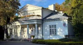 Niedziela z historią dworku Potulickich w Pruszkowie&hellip;