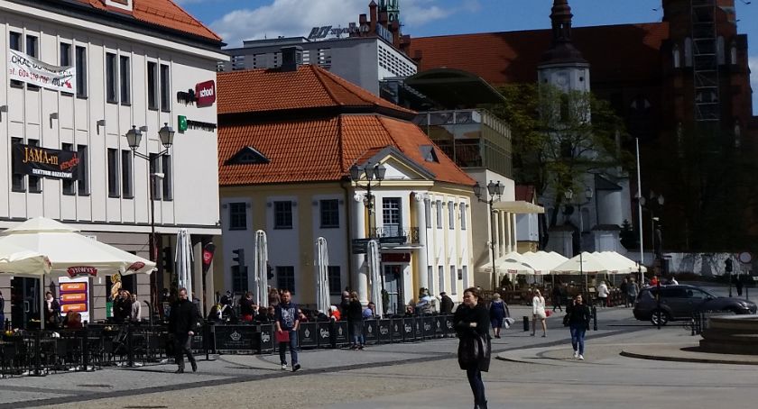 Astoria wychodzi z rąk PSS Społem
