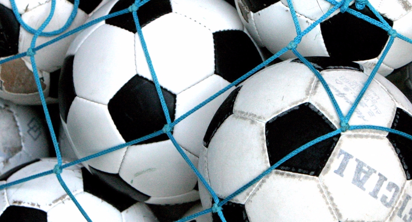 Futsal: Helios remisuje, MOKS poległ