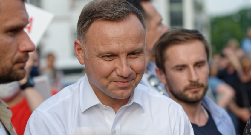 Bukmacherzy obstawiają na Podlasiu trzykrotną przewagę Andrzeja Dudy nad Rafałem Trzaskowskim 