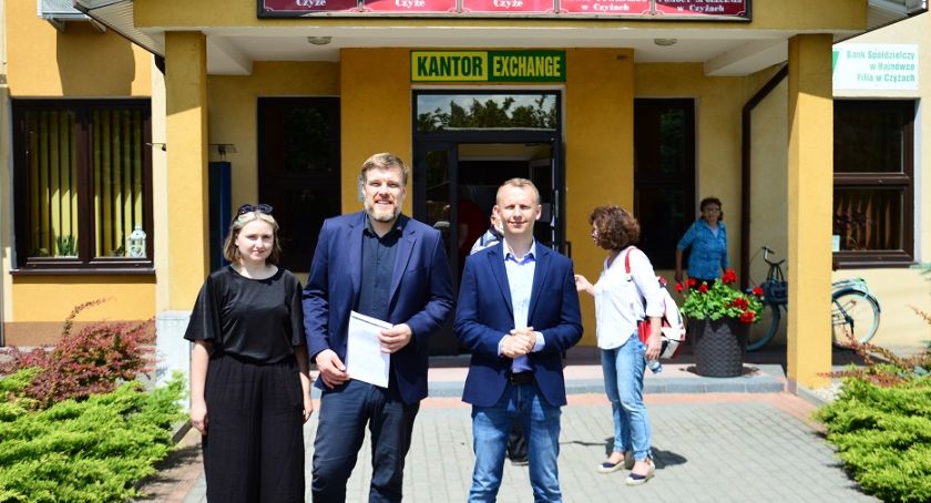 Zandberg interweniuje w Czyżach przeciwko budowie kopalni torfu