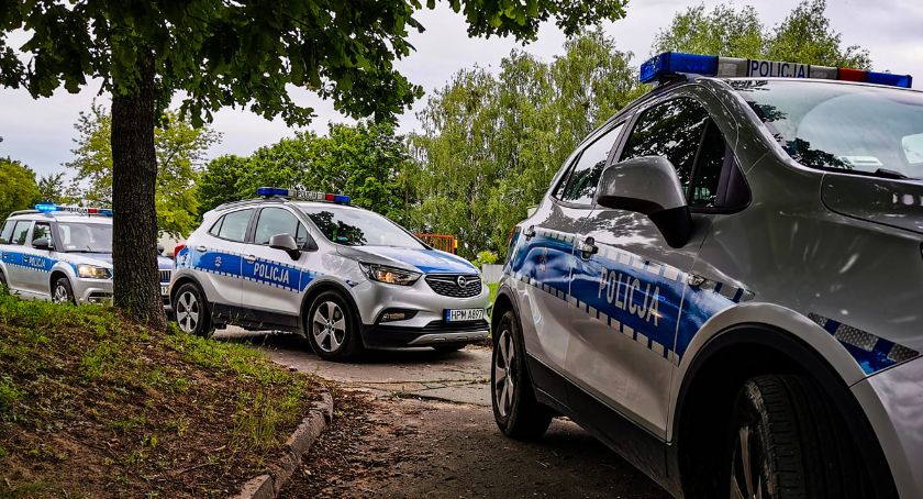 Policjanci chcą poszerzyć szeregi. Może ty chcesz wstąpić do mundurówki?