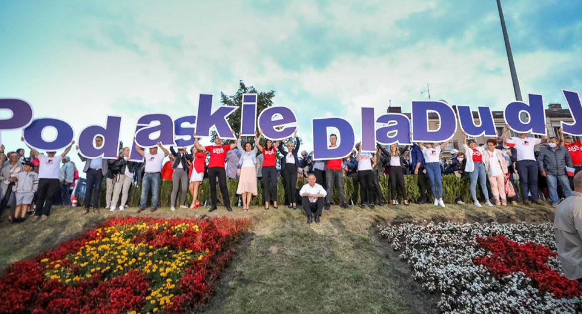 Na ostatniej prostej w wyścigu wyborczym Andrzej Duda ponownie pojawił się na Podlasiu