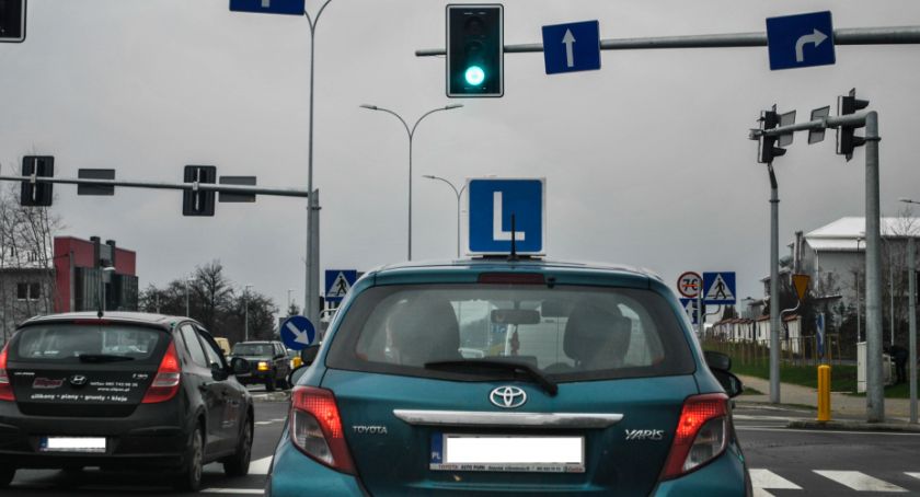 Nowe filmy szkoleniowe WORD. Dzięki nim łatwiej zdasz egzamin na prawo jazdy