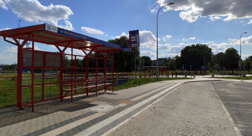 Nowa pętla przy Branickiego już gotowa. Budowa pochłonęła 5 milionów, będą zmiany w linii 21