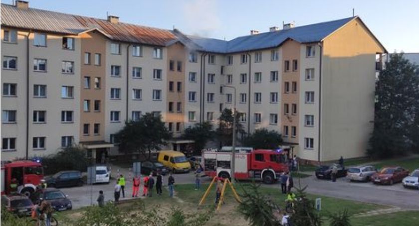 Straż Pożarna gasiła pożar w bloku na Nowym Mieście
