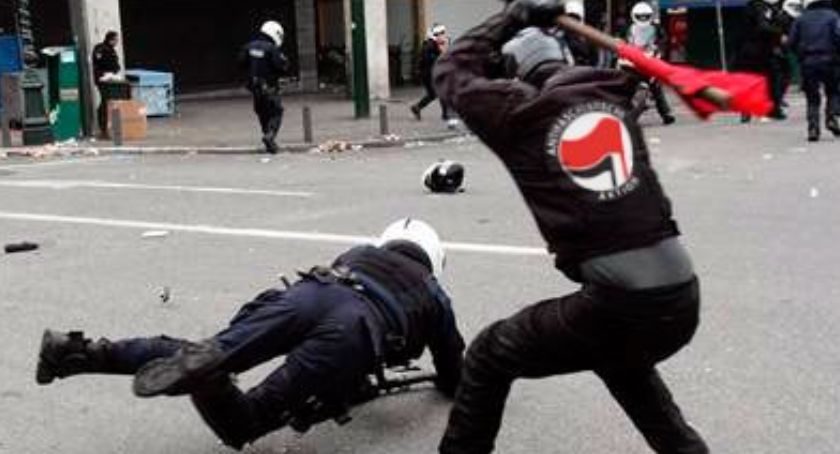 Raz prozą: Nie żyje morderca z Antify. I… cisza