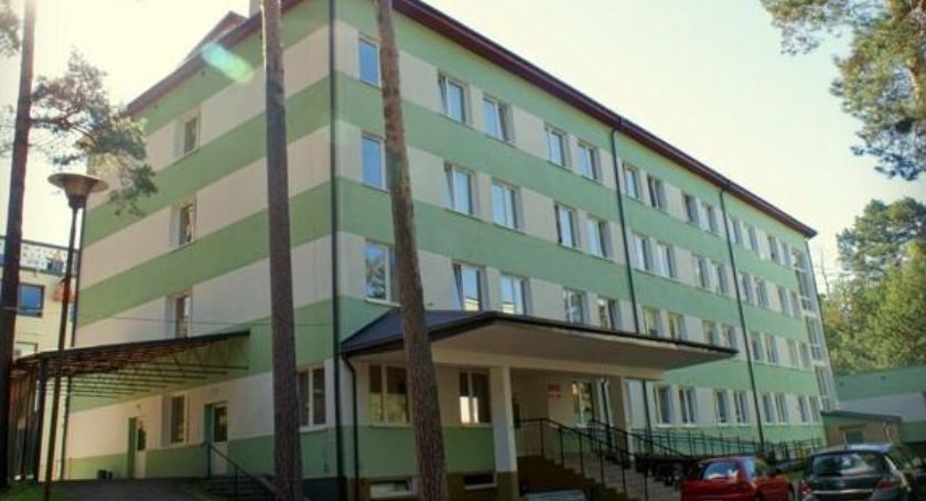 Ponad połowa nowych zakażonych w regionie wymaga hospitalizacji