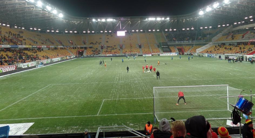 Jagiellonia - Lech: Mikołajkowa wymiana prezentów . Jaga w roli lidera 