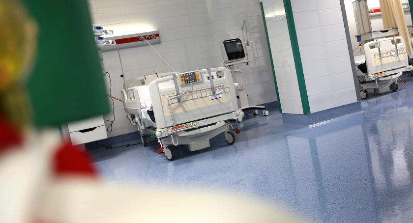 Prawie 2 tys. nowych zakażeń w Polsce i ponad 60 w województwie