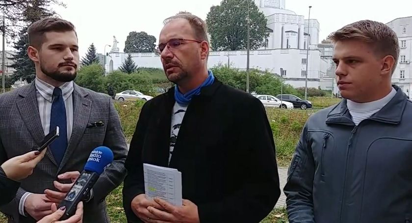 Kolejny bój o pomnik Romana Dmowskiego w Białymstoku